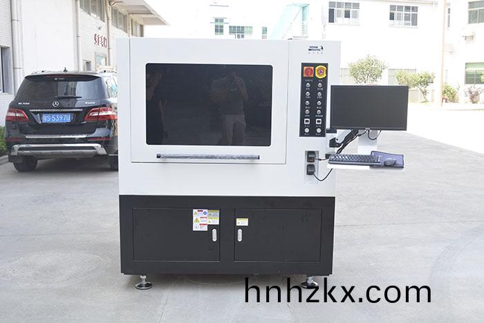 在(zai)線式(shi)視(shi)覺(jue)點(dian)膠機(ji)700.jpg